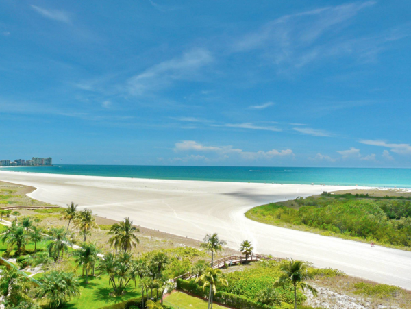 Gulf Front Two Bedroom Vacation Condo in Marco Island